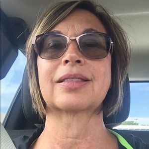 Meet your Posher, Becky